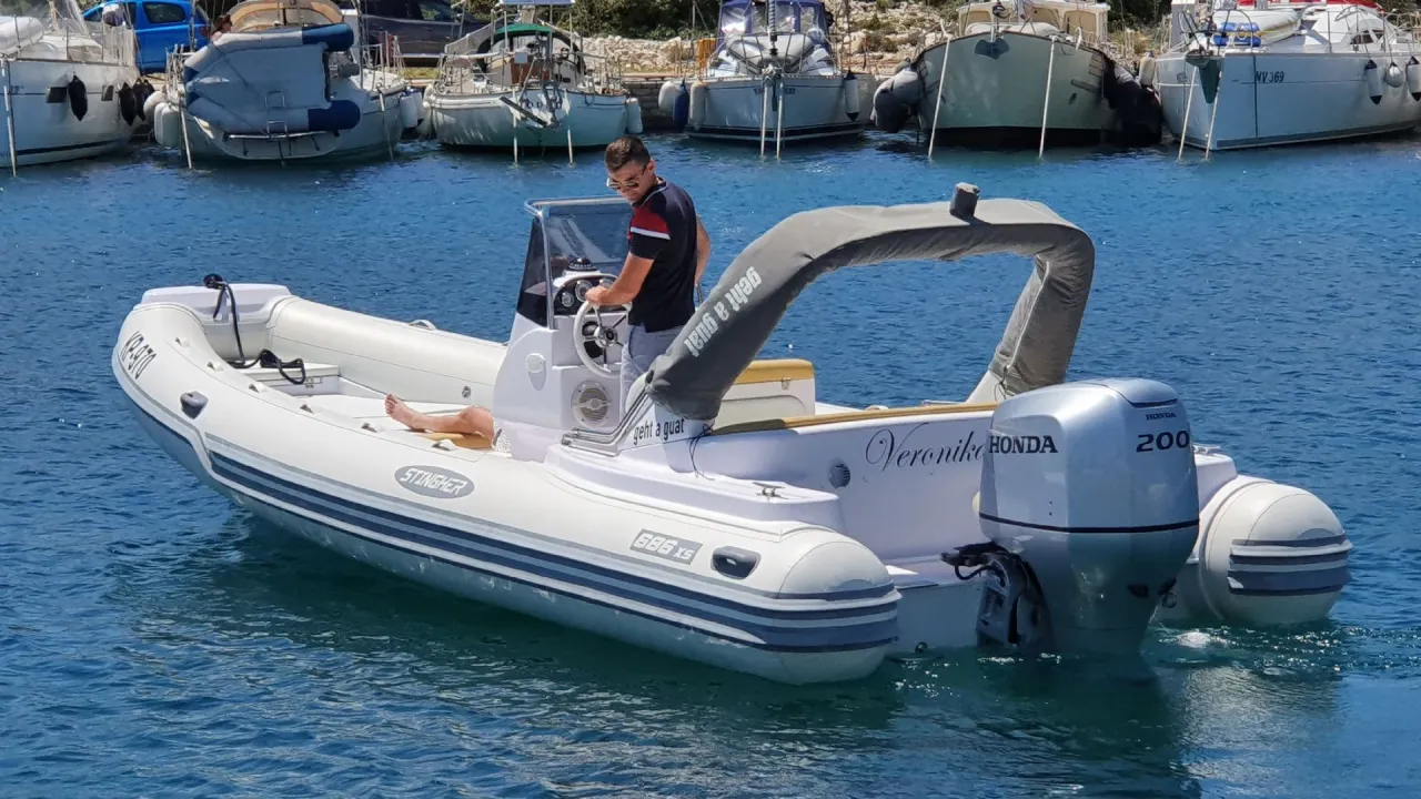Gumenjak Italboats STINGHER 686 XS
