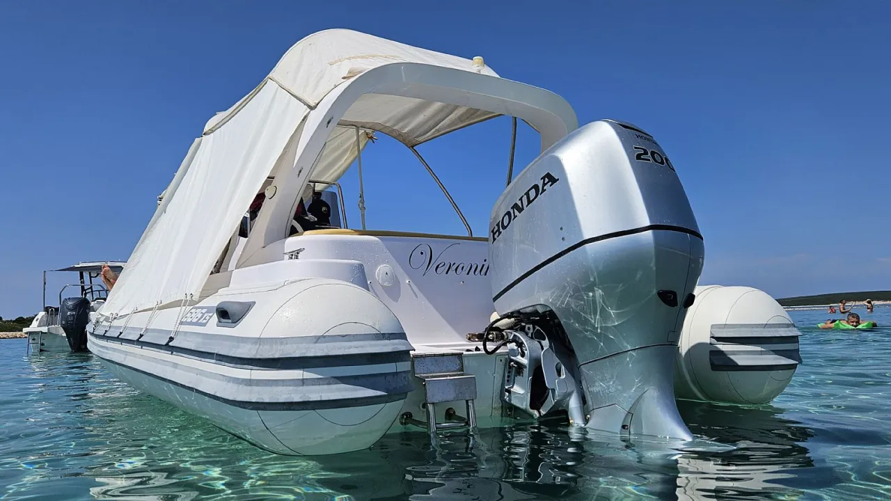 Gumenjak Italboats STINGHER 686 XS