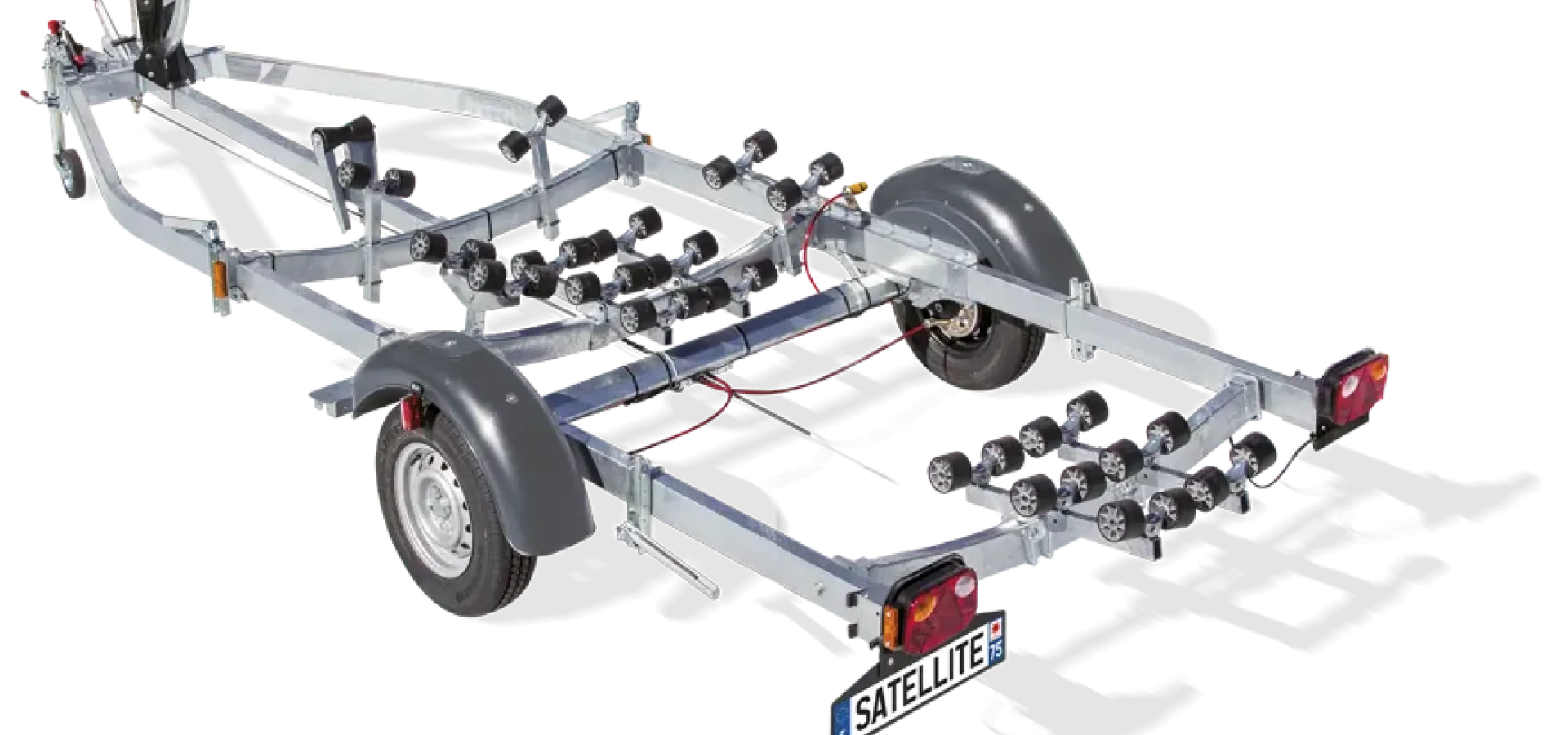 Satellite MX091 – prikolica s zavoro za srednje velike čolne | Vrhunska oprema po meri